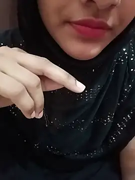 Miss Noor   online show from July 13, 2026, 3:42 am