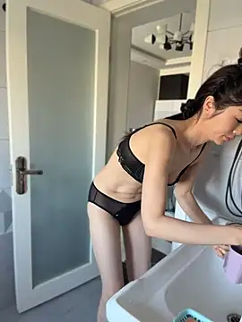 yuanpu0925 online show from July 4, 2026, 11:44 pm