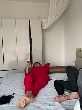 Snapshot of Xiaoleilei-10 chatting on April 12, 2026, 8:08 am Xiaoleilei-10 online show from April 12, 2026, 8:08 am