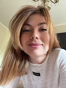 AriaPureTemptation online show from July 8, 2026, 3:11 am
