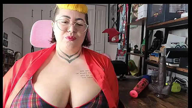 meiafterdark online show from July 27, 2026, 11:34 pm