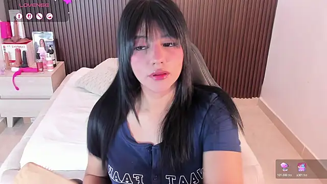 MILLYEVANS1 online show from July 17, 2026, 3:24 am