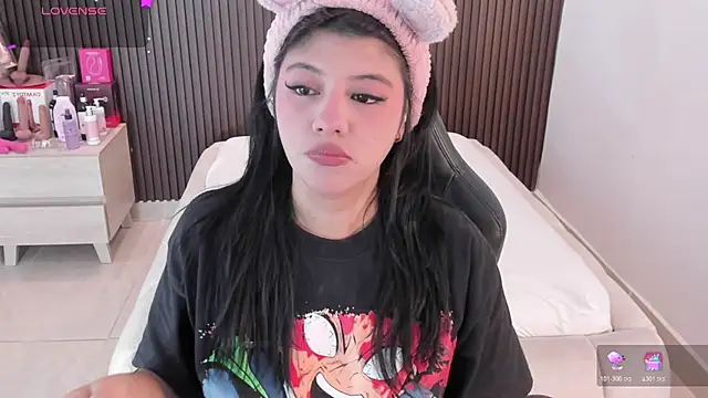 MILLYEVANS1 online show from July 30, 2026, 3:27 am