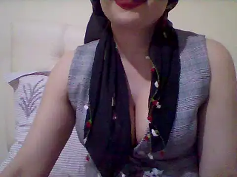 Snapshot of busex25 chatting on April 28, 2026, 9:09 pm busex25 online show from April 28, 2026, 9:09 pm