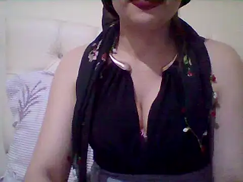 Snapshot of busex25 chatting on May 9, 2026, 9:20 pm busex25 online show from May 9, 2026, 9:20 pm