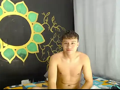 Boy Lovely18 online show from March 30, 2026, 4:57 am