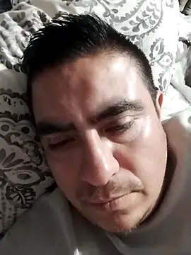 Snapshot of Manuel3910 chatting on May 3, 2026, 12:27 am Manuel3910 online show from May 3, 2026, 12:27 am