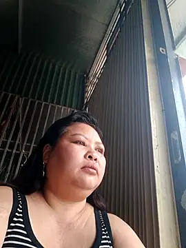 Snapshot of Monglan-c chatting on March 29, 2026, 11:27 pm Monglan-c online show from March 29, 2026, 11:27 pm