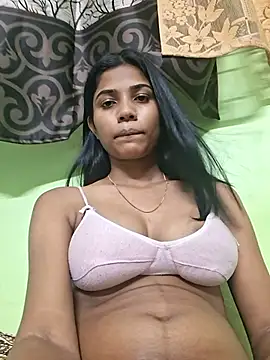sexy  Valentine online show from May 5, 2026, 6:27 pm