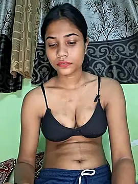 sexy  Valentine online show from May 16, 2026, 3:44 pm