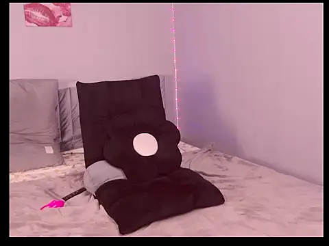 Snapshot of tony_anna chatting on April 5, 2026, 3:31 pm tony anna online show from April 5, 2026, 3:31 pm