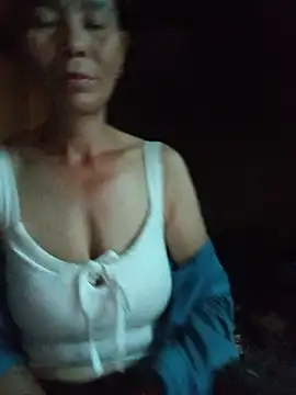 Snapshot of __Ruby01__ chatting on July 1, 2026, 9:33 am Ruby01 online show from July 1, 2026, 9:33 am