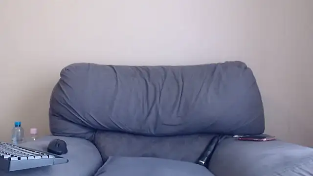 xxZoeyx online show from November 16, 2025, 5:35 am