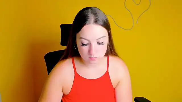 Tiffani Angel online show from August 5, 2026, 5:32 am