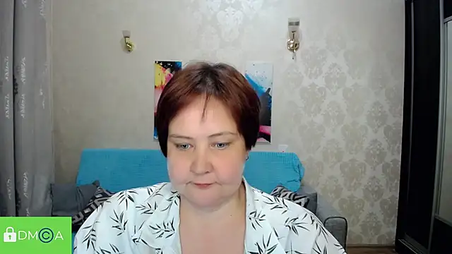 QUEEN02030 online show from April 7, 2026, 3:01 pm