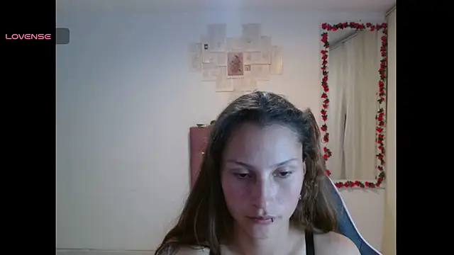 scarlet1609 online show from June 24, 2026, 9:36 pm
