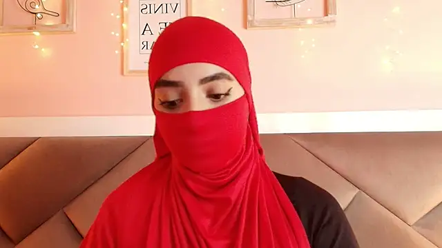 nayira  online show from March 31, 2026, 8:31 pm