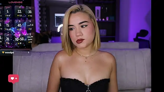 Miss velvet 18 online show from May 6, 2026, 4:08 am
