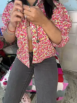 Snapshot of miss_aaashikaa chatting on April 8, 2026, 9:42 am miss aaashikaa online show from April 8, 2026, 9:42 am