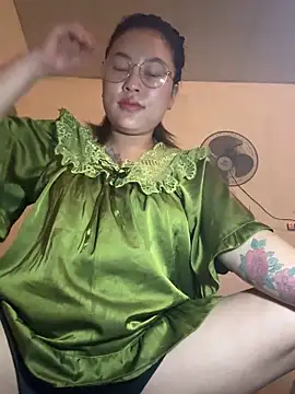 Lina-Naughty online show from May 18, 2026, 6:25 pm