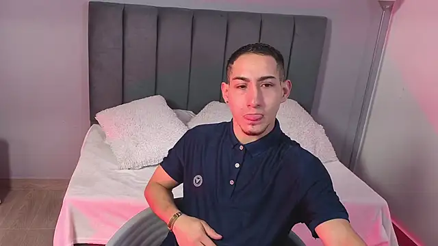 jhan vassilis online show from April 4, 2026, 11:51 am