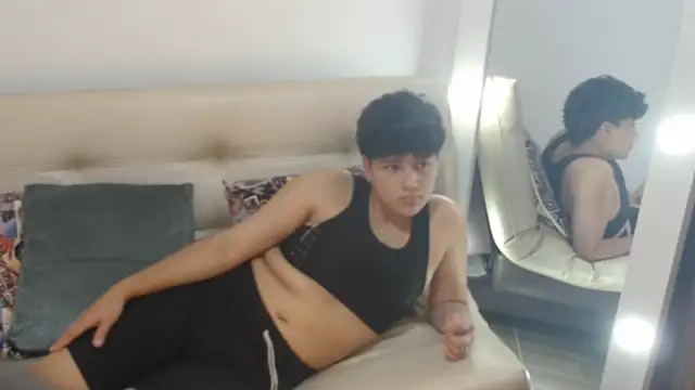 BlakeTaylor21 online show from April 14, 2026, 6:14 pm