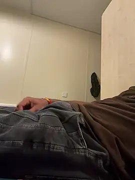 Vinit274 online show from April 2, 2026, 6:49 pm