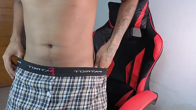 Snapshot of darknigthx chatting on April 12, 2026, 2:27 am darknigthx online show from April 12, 2026, 2:27 am