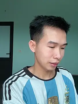 Snapshot of tuanhip chatting on April 5, 2026, 3:04 am tuanhip online show from April 5, 2026, 3:04 am