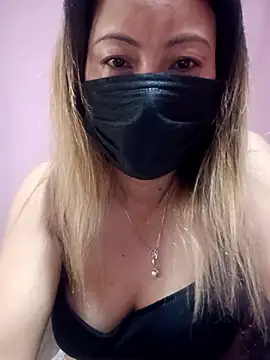 Bristy BigBoobs online show from April 8, 2026, 3:39 am