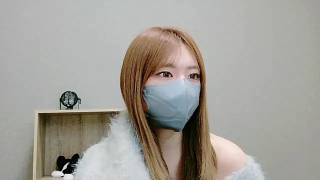 Snapshot of YUA_0425 chatting on April 23, 2026, 8:35 am YUA 0425 online show from April 23, 2026, 8:35 am