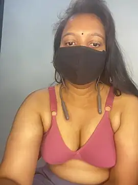 Snapshot of Monika_6999 chatting on May 7, 2026, 5:18 pm Monika 6999 online show from May 7, 2026, 5:18 pm