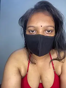 Snapshot of Monika_6999 chatting on May 11, 2026, 2:45 pm Monika 6999 online show from May 11, 2026, 2:45 pm