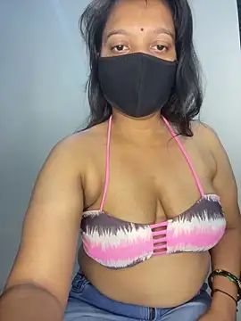 Snapshot of Monika_6999 chatting on May 17, 2026, 5:42 pm Monika 6999 online show from May 17, 2026, 5:42 pm