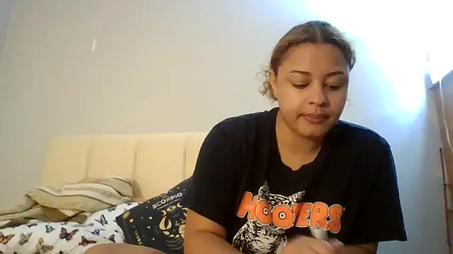 madzbailey online show from June 6, 2026, 1:43 am