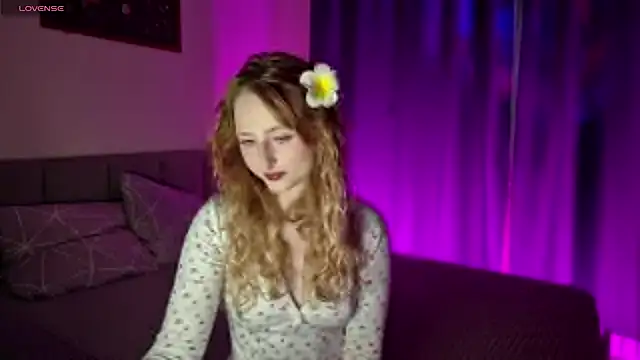 Polly Candy online show from April 6, 2026, 2:18 pm