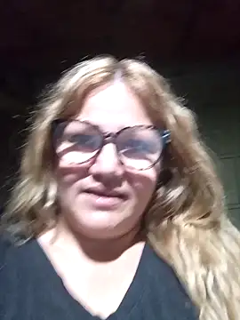 Snapshot of gorditagrandota chatting on April 3, 2026, 11:25 pm gorditagrandota online show from April 3, 2026, 11:25 pm