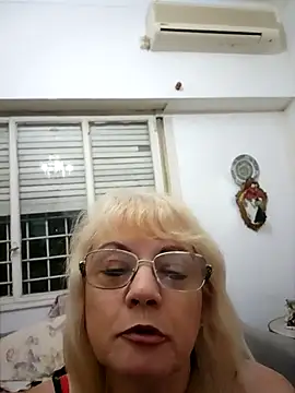 MatureElegantWidow online show from April 5, 2026, 1:58 am