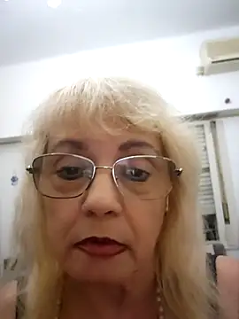 MatureElegantWidow online show from April 7, 2026, 12:44 am