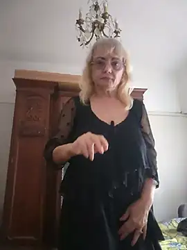 MatureElegantWidow online show from July 29, 2026, 7:01 pm