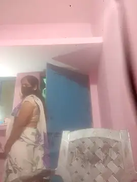 Snapshot of SEEMA_012 chatting on April 10, 2026, 5:34 am SEEMA 012 online show from April 10, 2026, 5:34 am