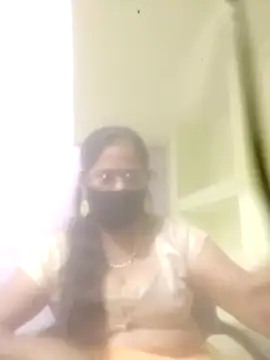 Snapshot of SEEMA_012 chatting on April 12, 2026, 5:23 am SEEMA 012 online show from April 12, 2026, 5:23 am