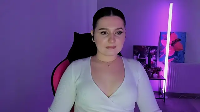 SourCherry   online show from April 7, 2026, 1:22 pm