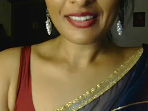 Sexy-Aishu online show from April 15, 2026, 6:15 pm