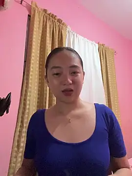 onlykays  online show from April 22, 2026, 2:51 pm