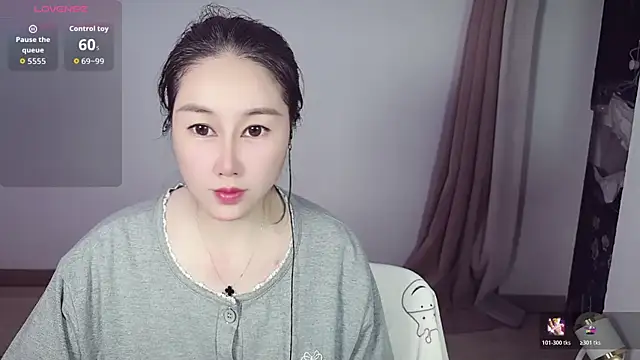 Snapshot of Eva-000 chatting on April 28, 2026, 2:22 pm Eva-000 online show from April 28, 2026, 2:22 pm