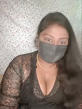 Romantic Woman online show from June 25, 2026, 5:23 am