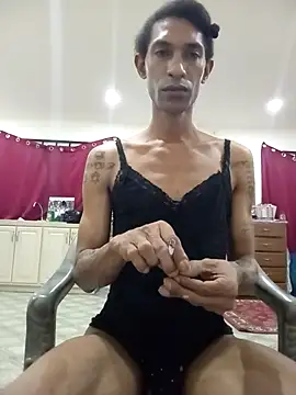 TranzPiggy online show from April 5, 2026, 10:12 am