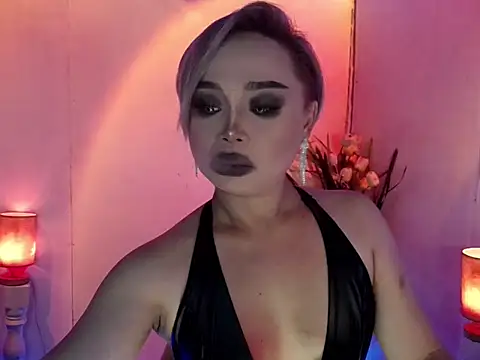 the girl of jamesbond online show from April 7, 2026, 4:51 pm