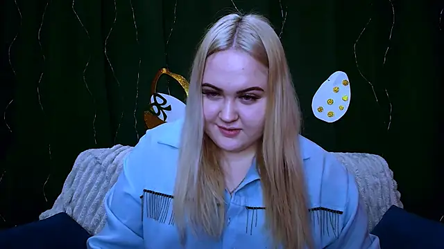 BlondeGlem online show from April 12, 2026, 3:00 am